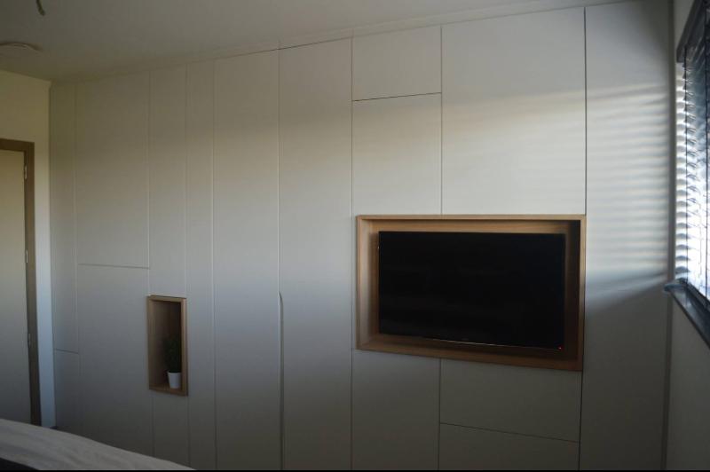 Afbeelding van Dressing  en tv-wand - 4